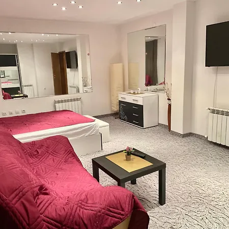 Apartmán Luxury Sauna In *